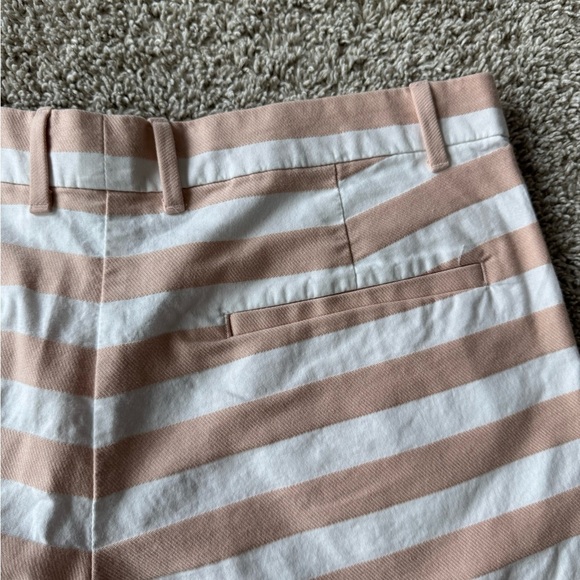 GAP Striped Shorts Cream & White Shorts Tailored Look 3inch inseam – Size 8 - Picture 2 of 8